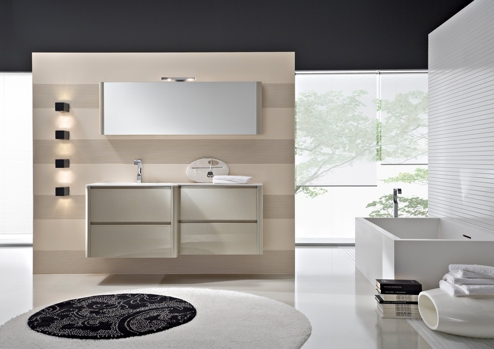 Badezimmer Avantgarde: schlicht, einfach, weiße Farbtöne